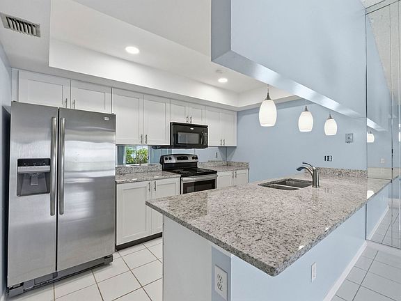2nd image of 717 Waterside Dr