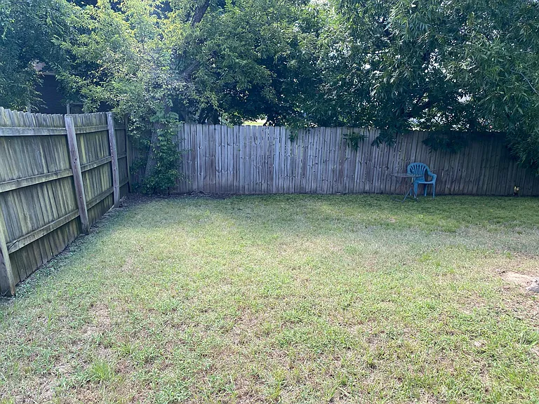 4110 Johnson St — Photo 21