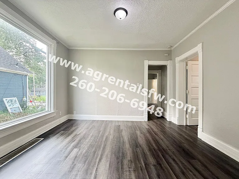 915 Lincoln Ave — Photo 5