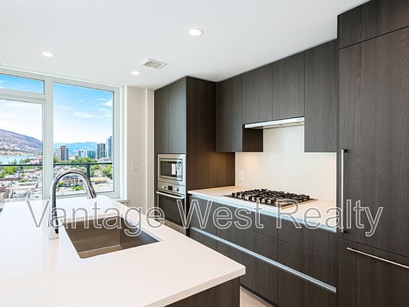 4th image of 1626 Water St #1109