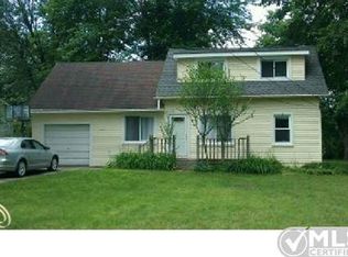 19827 Merriman Ct, Livonia, MI 48152