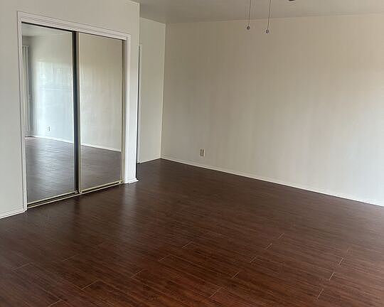 2nd image of 1001 Hammond St #5