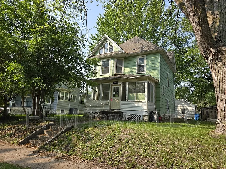 422 Baltimore St — Photo 1