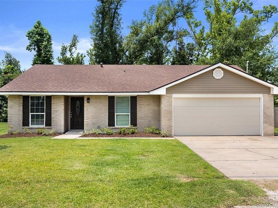 1st image of 3924 Sarah Dr