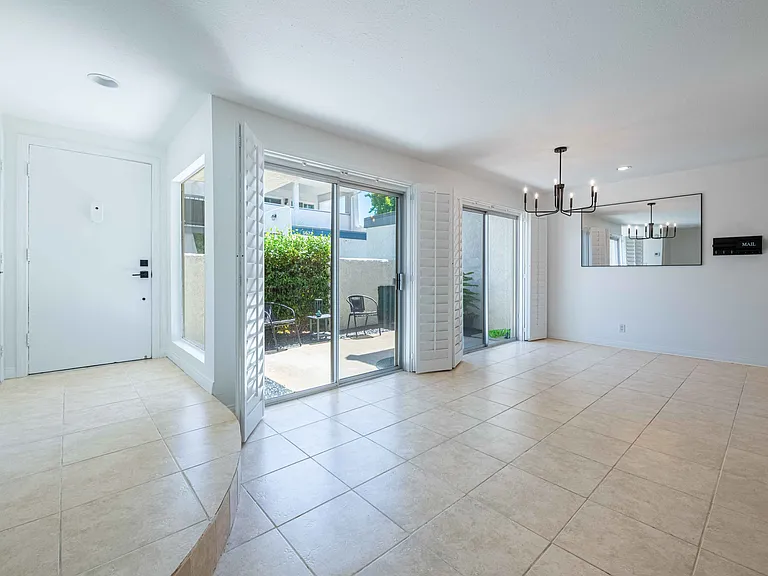 3623 Summershore Ln — Photo 10