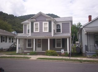 25 Vernon St, Keyser, WV 26726