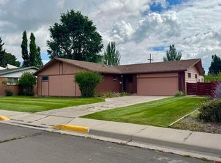 82 Sierra Ave, Alamosa, CO 81101