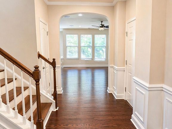 3rd image of 3634 Halcyon Dr