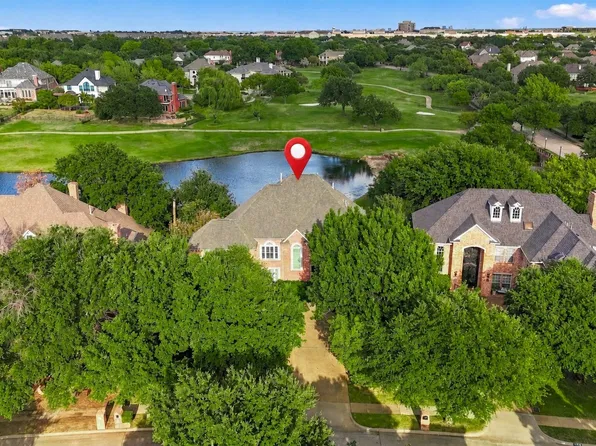 2122 Clearspring Dr N, Irving, TX 75063