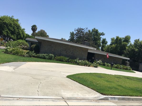 1932 Bronson Way