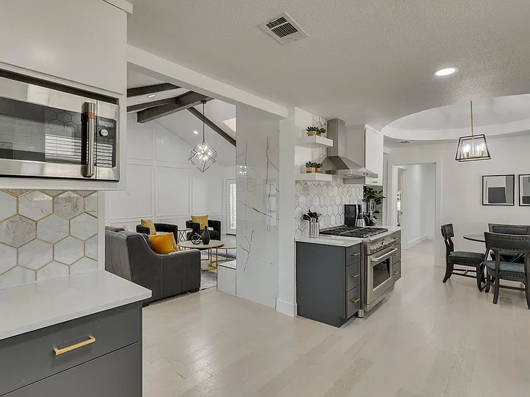 7414 Authon Dr — Photo 14