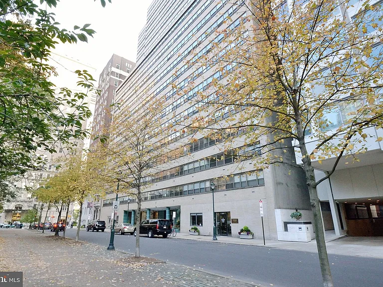 1806 Rittenhouse Sq #606 — Photo 13
