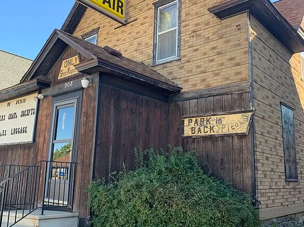 908 Broadway Ave N, Rochester, MN 55906