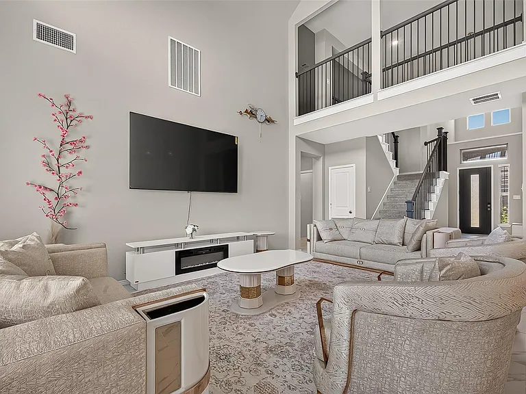 410 Mercury Sky Rd — Photo 15