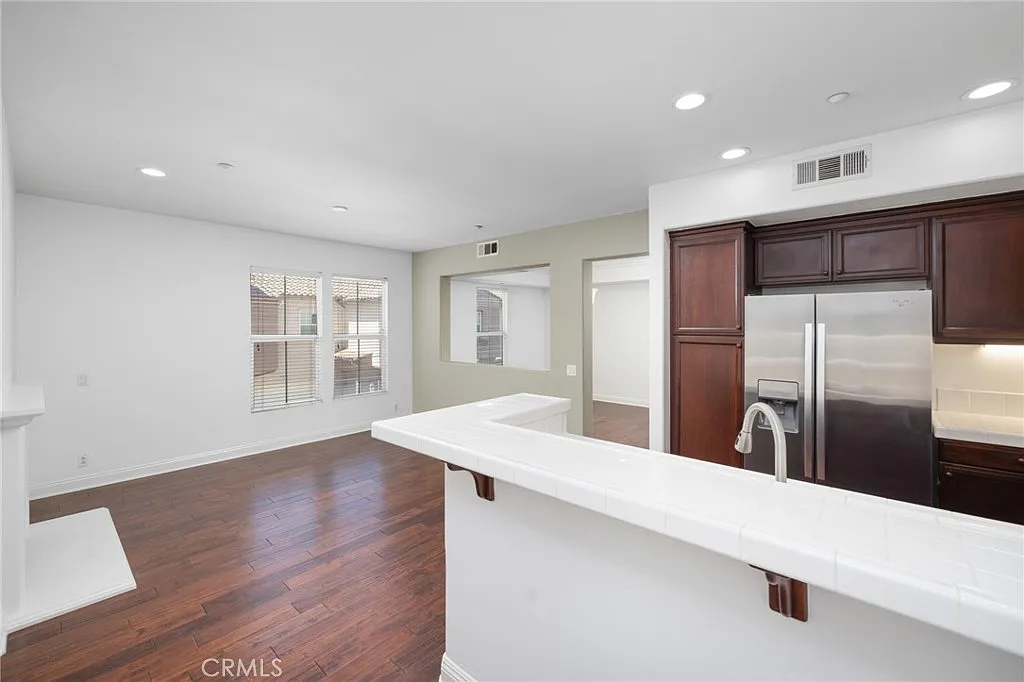 2 bed, 1539 sqft, $3,850 — Photo 4