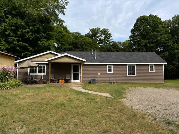 807 Josephine St, East Jordan, MI 49727