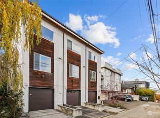 5616 Roosevelt Way NE, Seattle, WA 98105