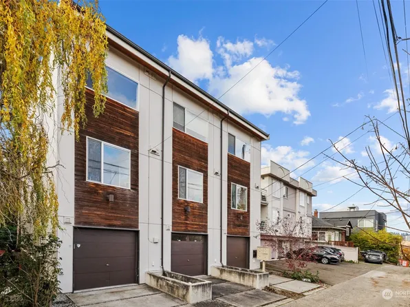 5616 Roosevelt Way NE, Seattle, WA 98105