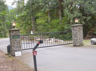 23275 E Windtree Loop, Rhododendron, OR 97049