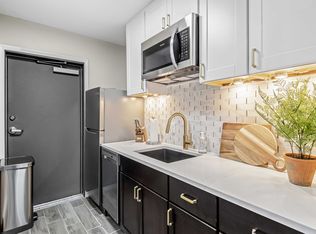 Foxcroft Apartments, Green Bay, WI 54304