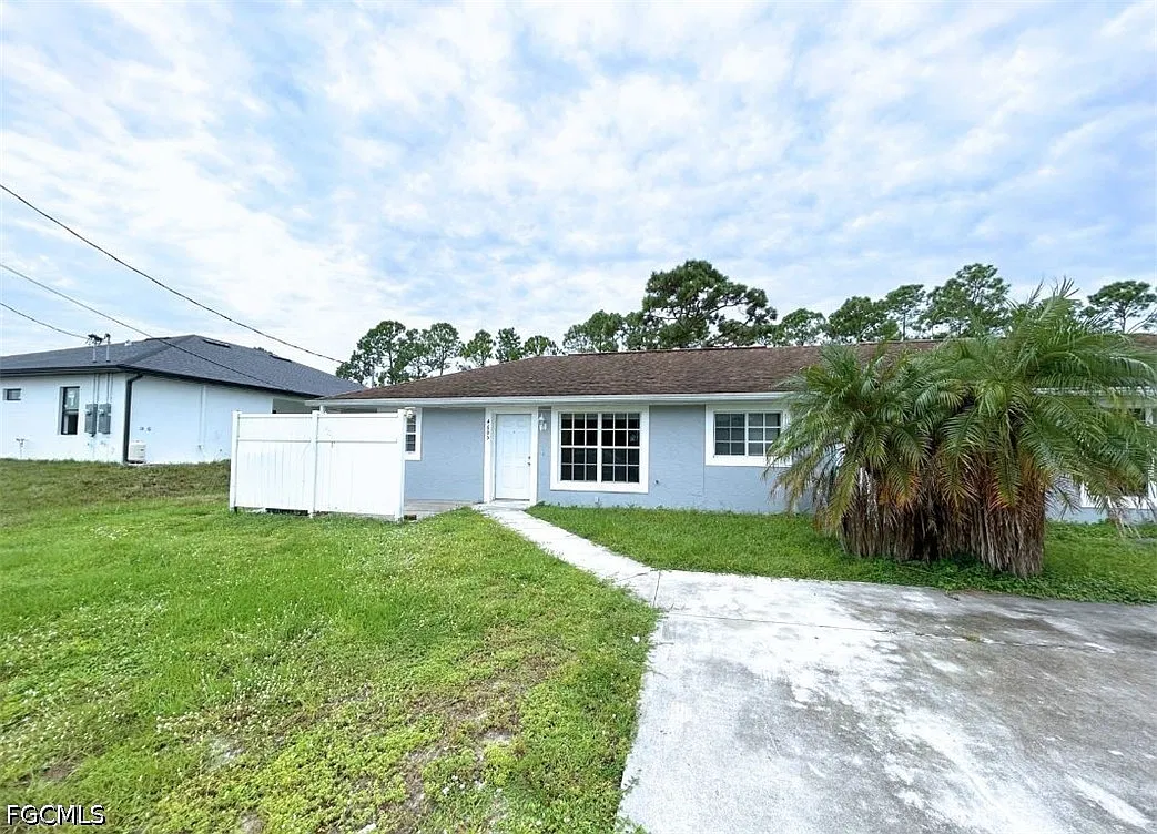 3 bed, 2.0 bath, 1100 sqft, $1,400 — Photo 1