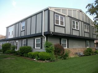 20128 Oak Ln, Lynwood, IL 60411