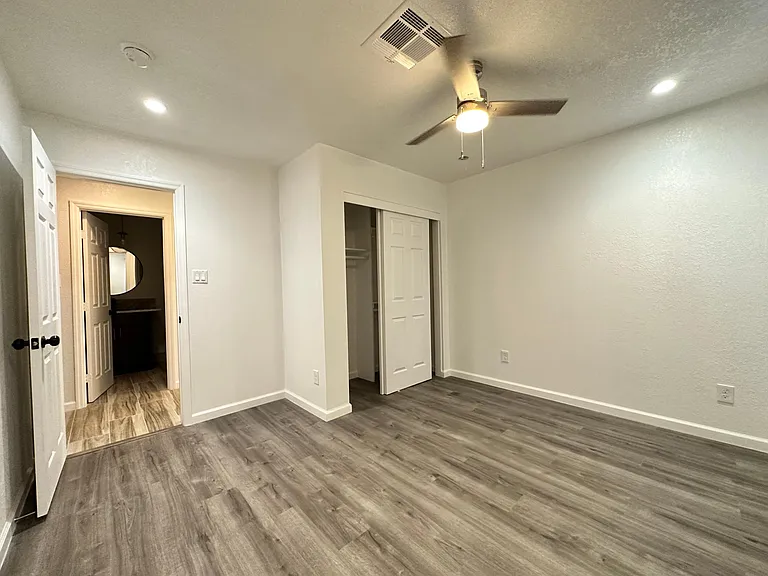 837 W Elna Rae St — Photo 19