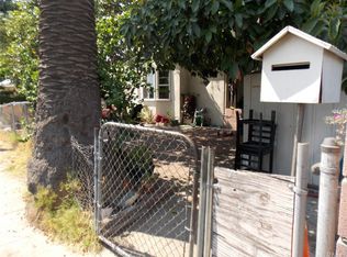 451 W Spruce St, Compton, CA 90220