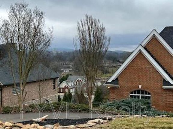2nd image of 3807 Shipwatch Ln