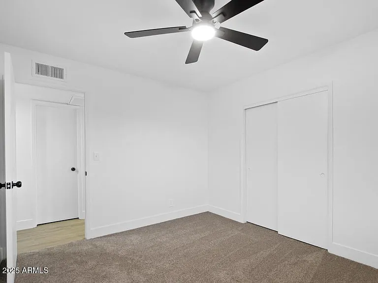 925 E 7th Dr — Photo 9