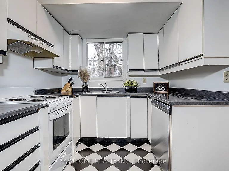 212 Milan St #2 — Photo 30