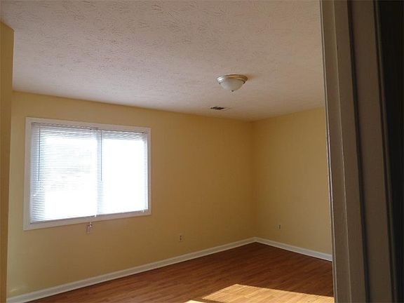 5th image of 2341 Marshes Glenn Ct