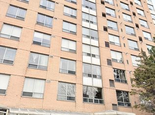 115 E Omni Dr #807, Toronto, ON M1P 5B4