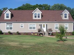 993 Farmington Rd, Mocksville, NC 27028