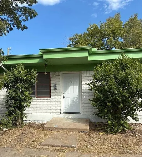606 W 4th St Photo 1