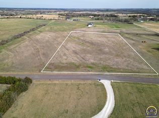 86 Northwest St, Topeka, KS 66617