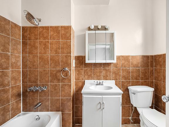 5th image of 63 E 129th St #2