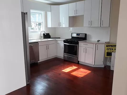 2nd image of 11136 208th St