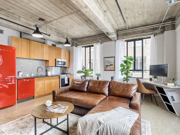 710 Colorado St APT 4A, Austin, TX 78701