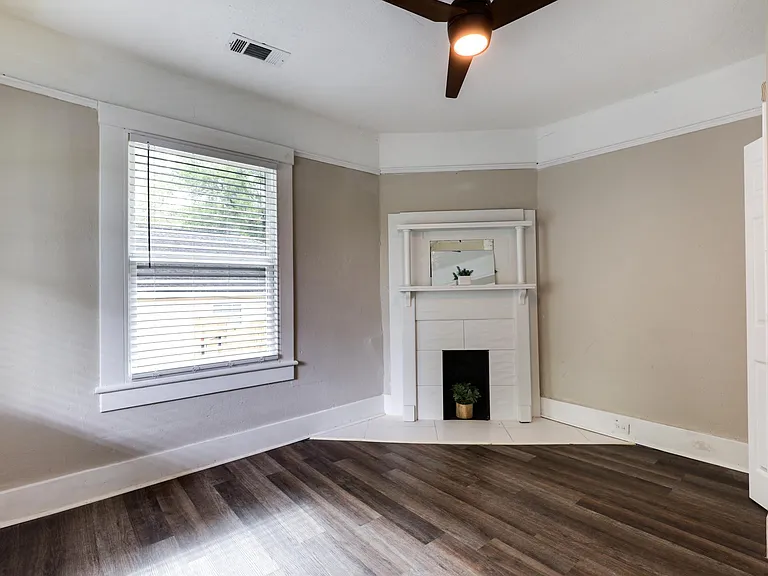 2301 Alaska St — Photo 15