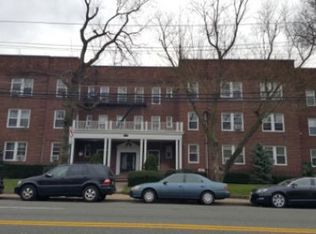 985 Teaneck Rd APT 2J, Teaneck, NJ 07666