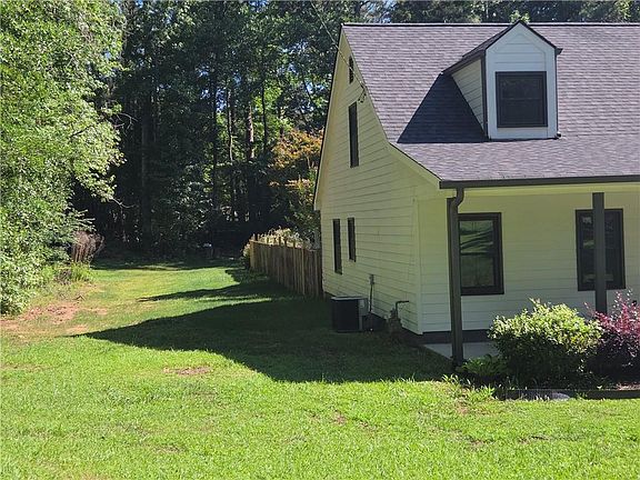 4th image of 453 Mays Rd