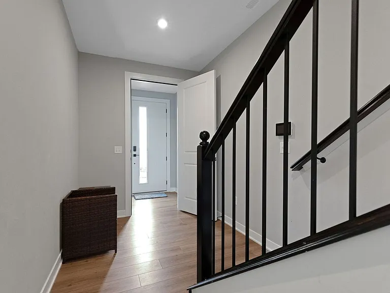 6032 Windsor Dr — Photo 15