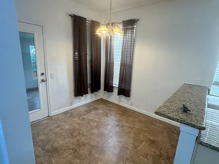 115 Pinion Dr — Photo 11