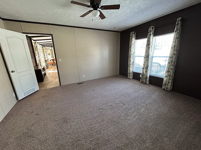 31320 Wildwood Dr — Photo 7