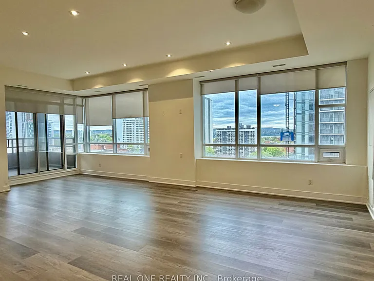 150 Main St W #808 — Photo 17