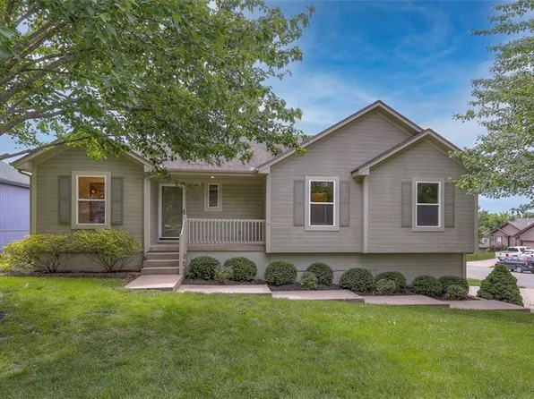 969 NW Birch Ct, Grain Valley, MO 64029