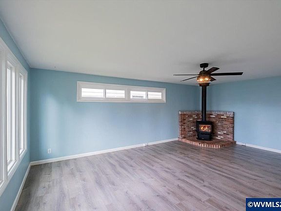 3rd image of 491 Cleveland St