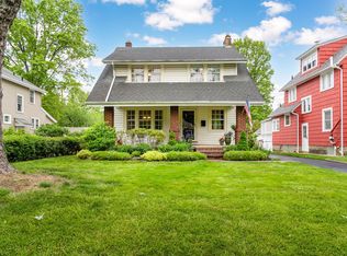 448 E Dunedin Rd, Columbus, OH 43214