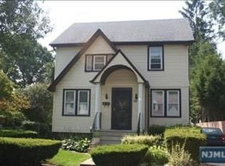 78 Hamilton Rd, Teaneck, NJ 07666